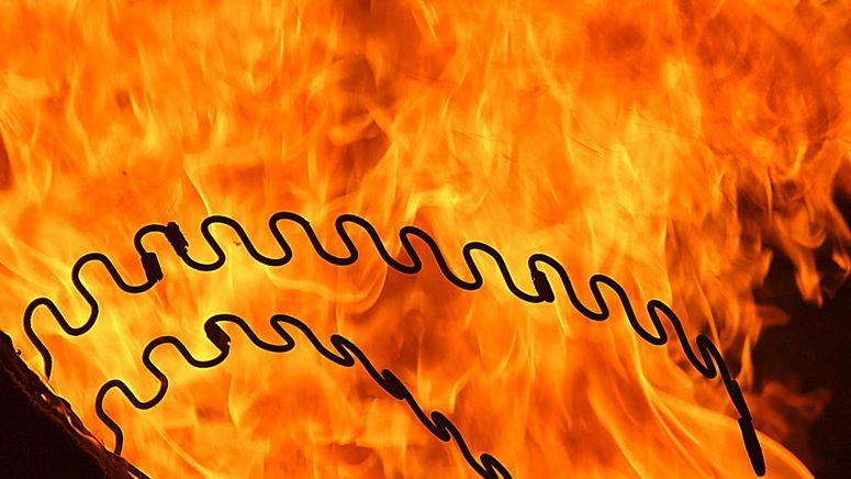 3 Quick Tips to Combat Hot Flashes.